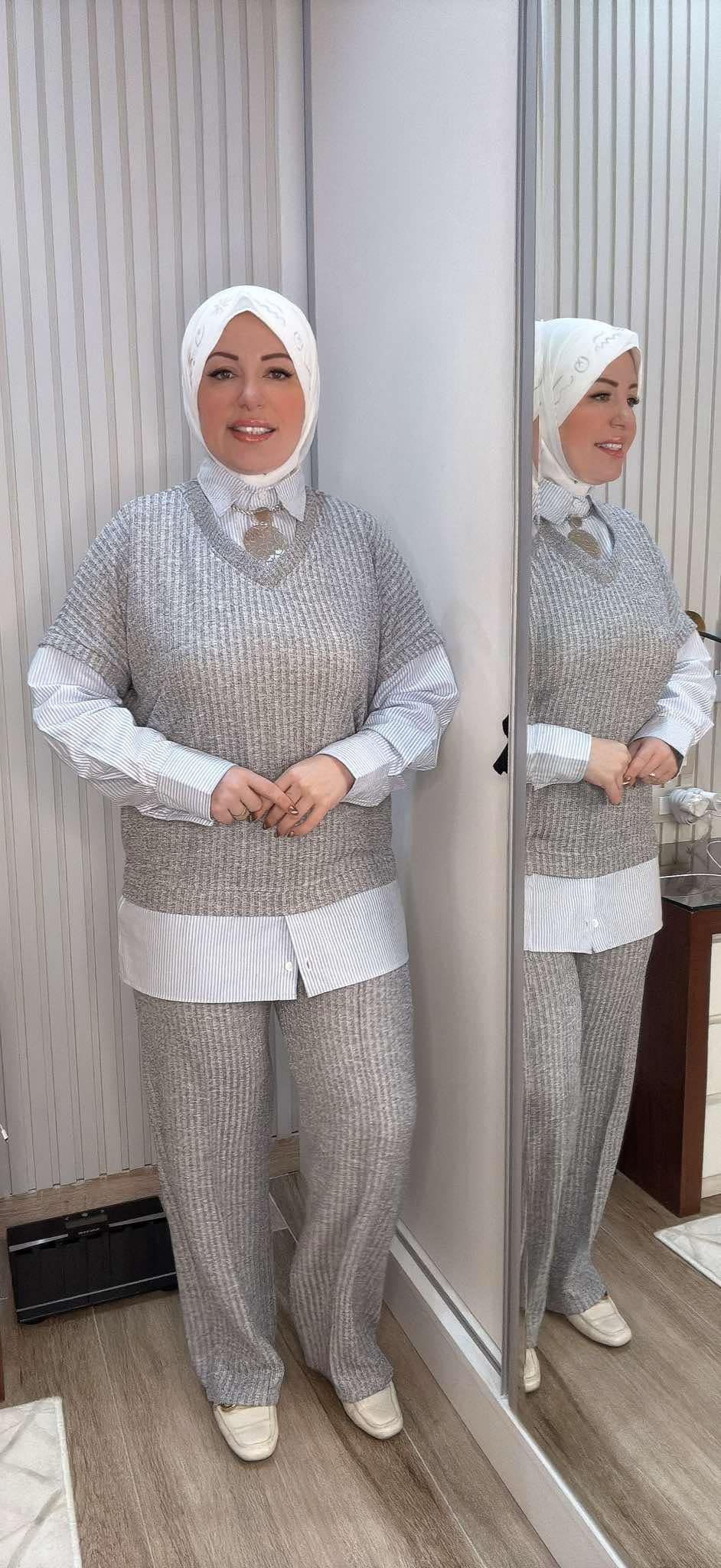 مجموعة من الكتان البيج مع شريط هندي